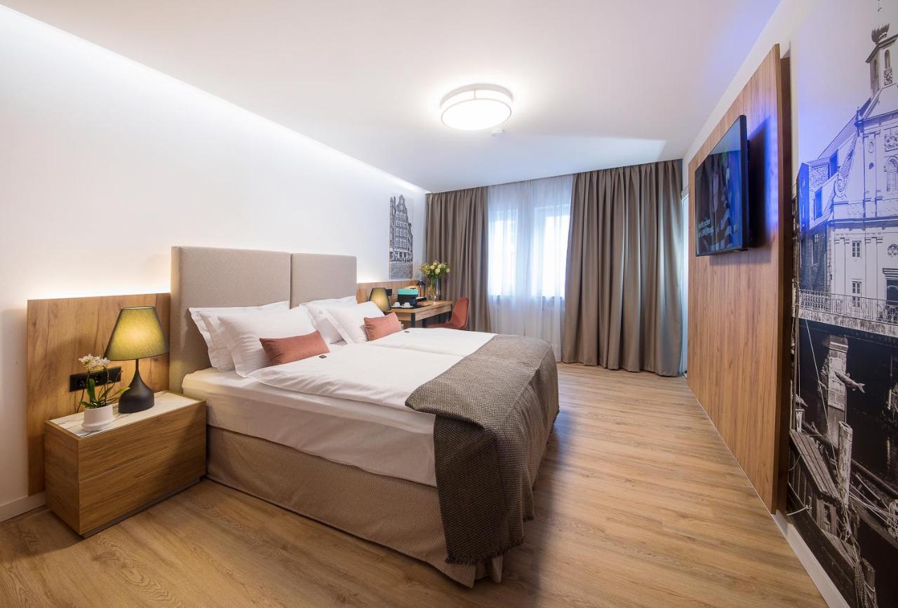 Gaestehaus Zum Roten Hahn Lüneburg Eksteriør bilde