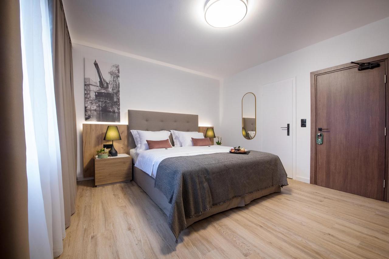Gaestehaus Zum Roten Hahn Lüneburg Eksteriør bilde