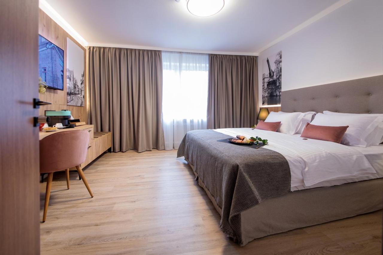 Gaestehaus Zum Roten Hahn Lüneburg Eksteriør bilde